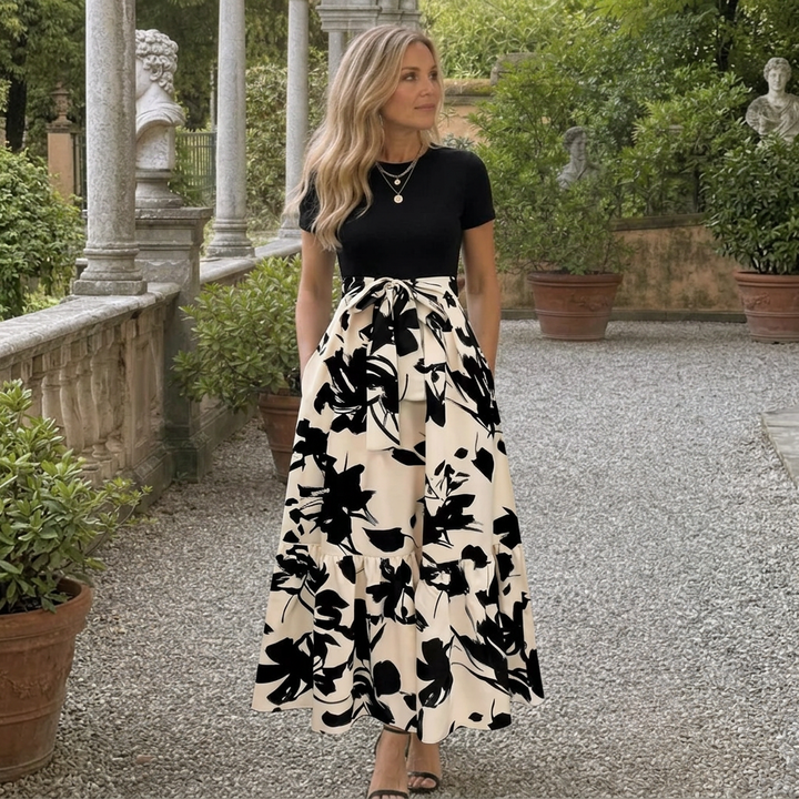 Klasen | Short-Sleeve Floral Print A-Line Maxi Dress